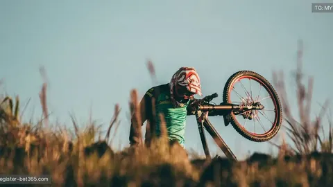 拉齊奧教頭遭解職，薩裏離任！