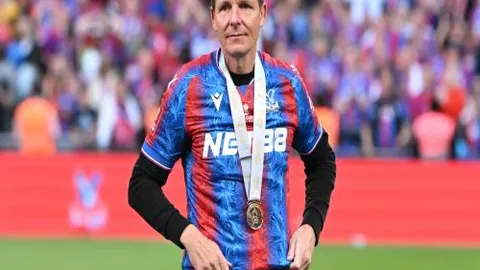 19岁新星梦幻之旅告终，与世界第一萨巴伦卡巅峰较量